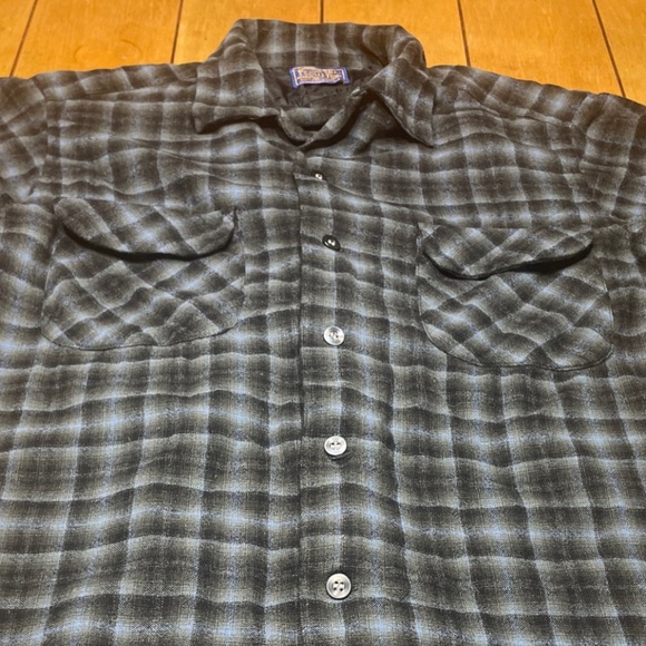 Vintage Pendleton Wool Shirt Blue/Gray Plaid Loop Collar Large 60s USA - Picture 1 of 15